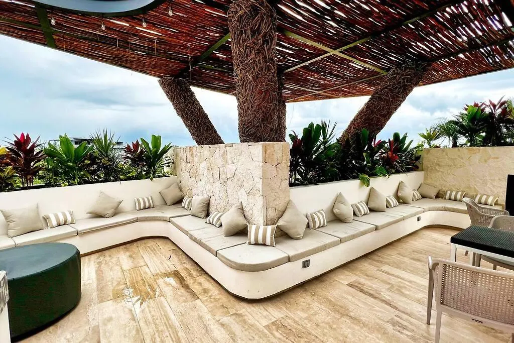 Spacious Penthouse With Pool Tulum Lägenhet